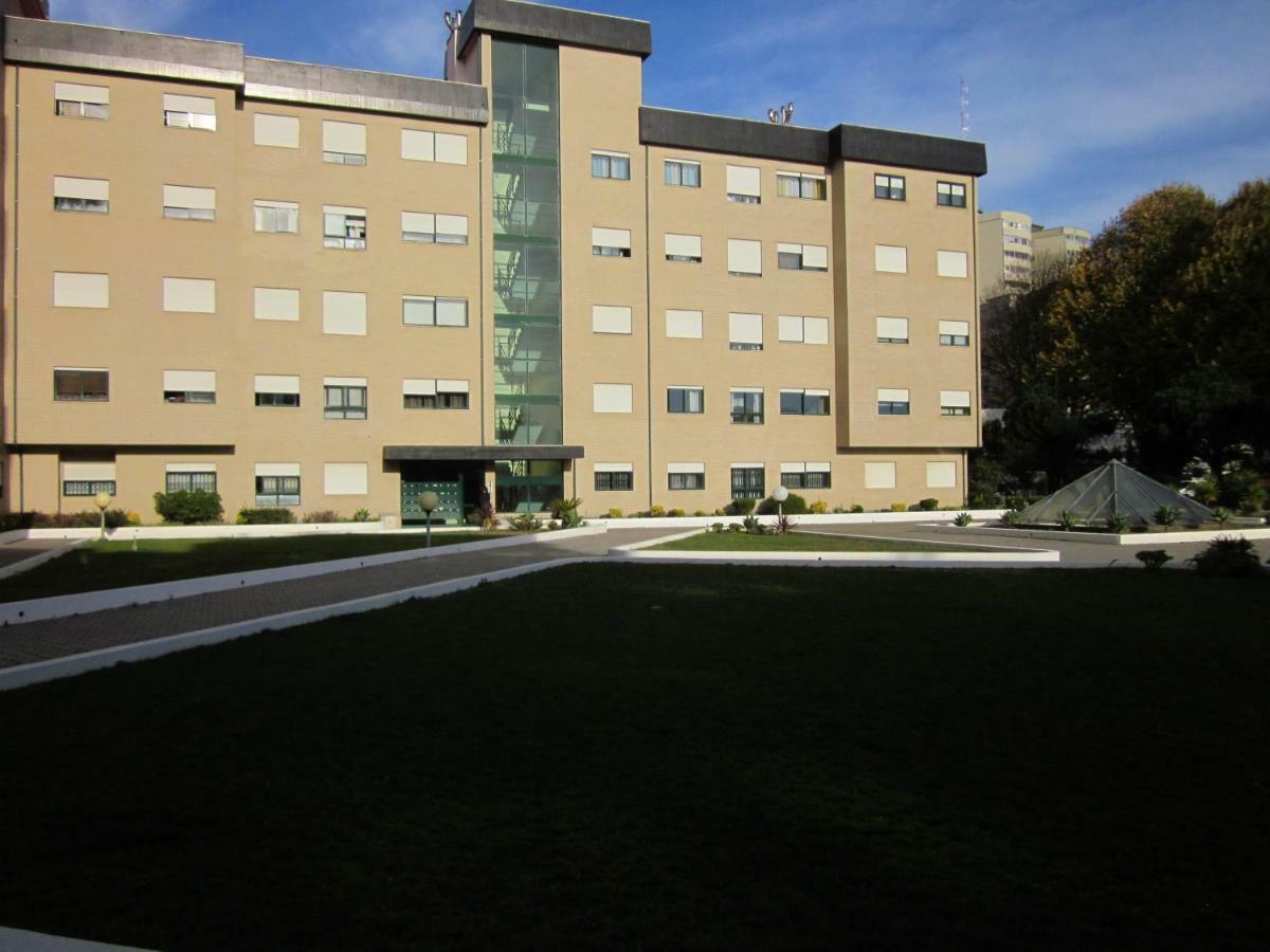 Comfortable & Central Apartment Senhora da Hora Exterior photo